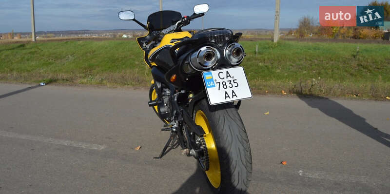 Мотоцикл Спорт-туризм Yamaha FZ 2009 в 