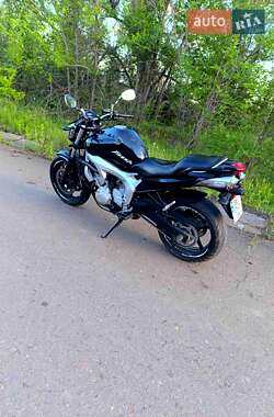 Мотоцикл Без обтекателей (Naked bike) Yamaha FZ 2006 в 