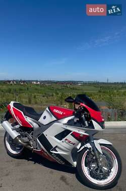 Спортбайк Yamaha FZR 1992 в Владимире