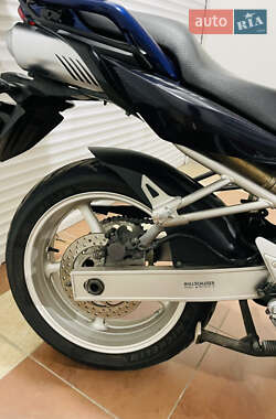 Мотоцикл Спорт-туризм Yamaha FZS 600 Fazer 2005 в 