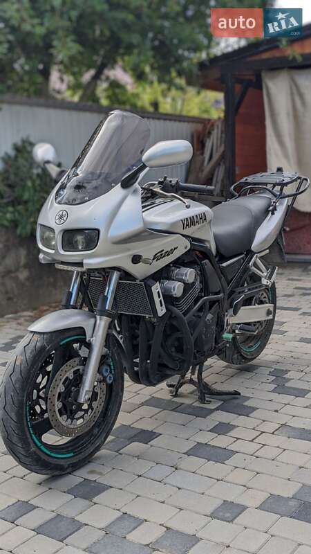 Мотоцикл Без обтікачів (Naked bike) Yamaha FZS 600 Fazer 1999 в Хотині