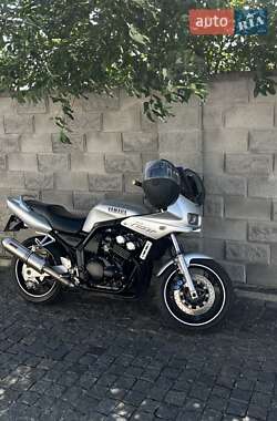 Мотоцикл Спорт-туризм Yamaha FZS 600 Fazer 1999 в Луцке