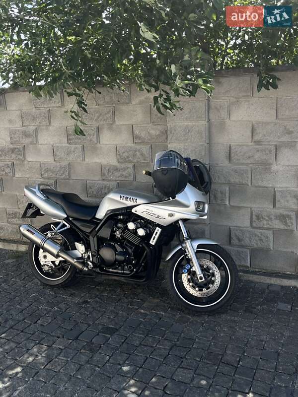 Yamaha FZS 600 Fazer 1999