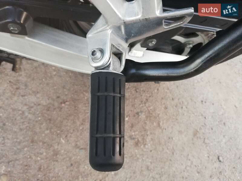 Мотоцикл Спорт-туризм Yamaha FZS 600 Fazer 2001 в Буске