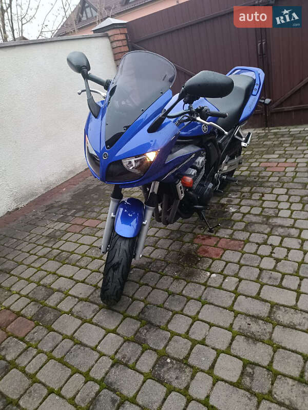 Мотоцикл Спорт-туризм Yamaha FZS 600 Fazer 2002 в Львове фото 2 Мотоцикл Спорт-туризм Yamaha FZS 600 Fazer 2002 в Львове
