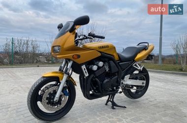 Мотоцикл Спорт-туризм Yamaha FZS 600 Fazer 1998 в Золочеві