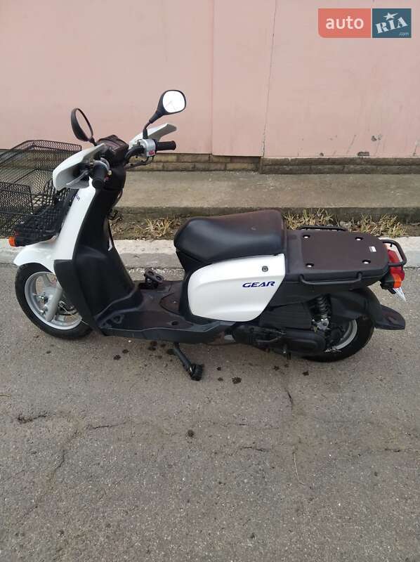 Вантажні моторолери, мотоцикли, скутери, мопеди Yamaha Gear 4T 2009 в Рені