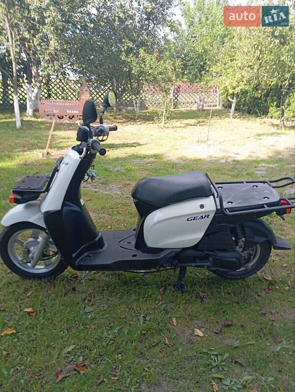 Скутер Yamaha Gear 4T 2019 в Бродах фото 2 Скутер Yamaha Gear 4T 2019 в Бродах
