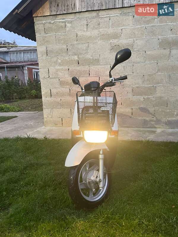Грузовые мотороллеры, мотоциклы, скутеры, мопеды Yamaha Gear 4T 2008 в Збараже фото 8 Грузовые мотороллеры, мотоциклы, скутеры, мопеды Yamaha Gear 4T 2008 в Збараже
