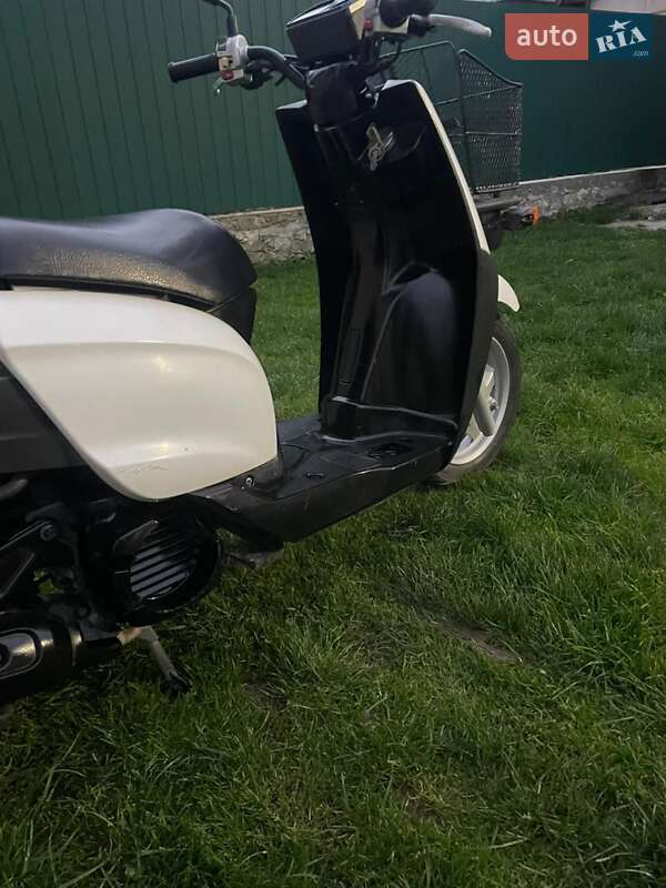 Грузовые мотороллеры, мотоциклы, скутеры, мопеды Yamaha Gear 4T 2008 в Збараже фото 13 Грузовые мотороллеры, мотоциклы, скутеры, мопеды Yamaha Gear 4T 2008 в Збараже