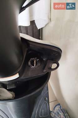 Мопеди Yamaha Grand Axis 1999 в 
