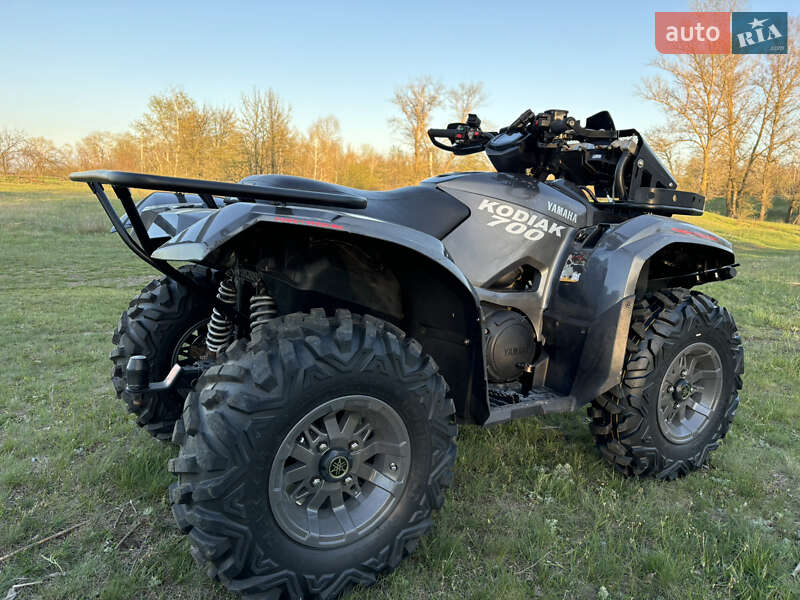 Квадроцикл  утилитарный Yamaha Grizzly 700 2016 в Кобеляках