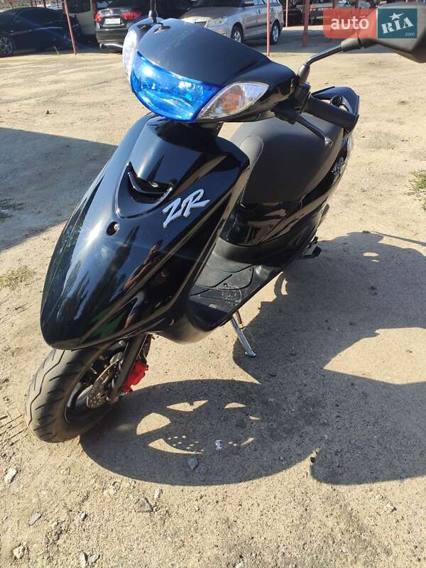 Скутер Yamaha  Jog SA 39 ZR 2013 в Павлограде фото 3 Скутер Yamaha  Jog SA 39 ZR 2013 в Павлограде