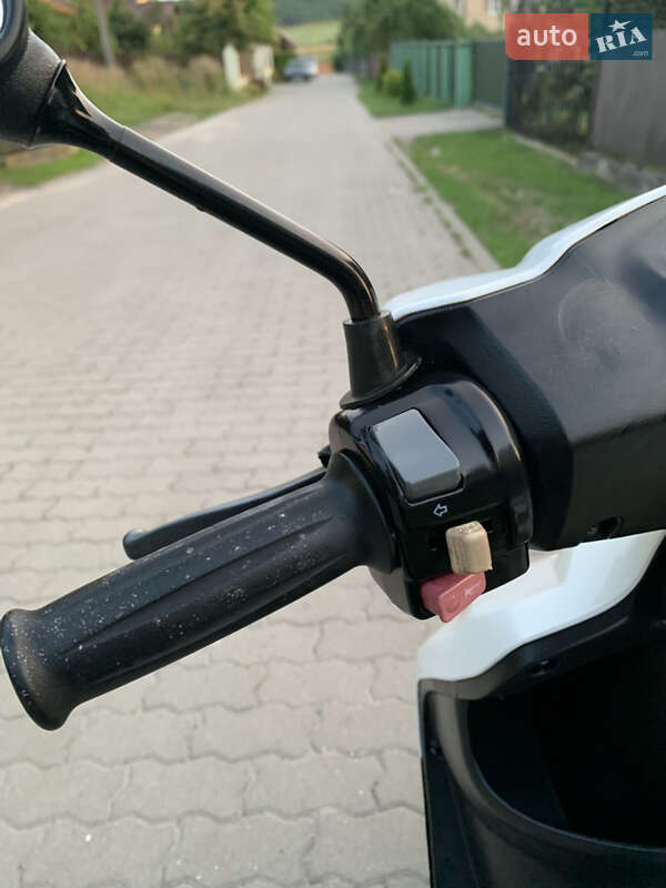 Скутер Yamaha Jog SA36J 2012 в Львове фото 5 Скутер Yamaha Jog SA36J 2012 в Львове