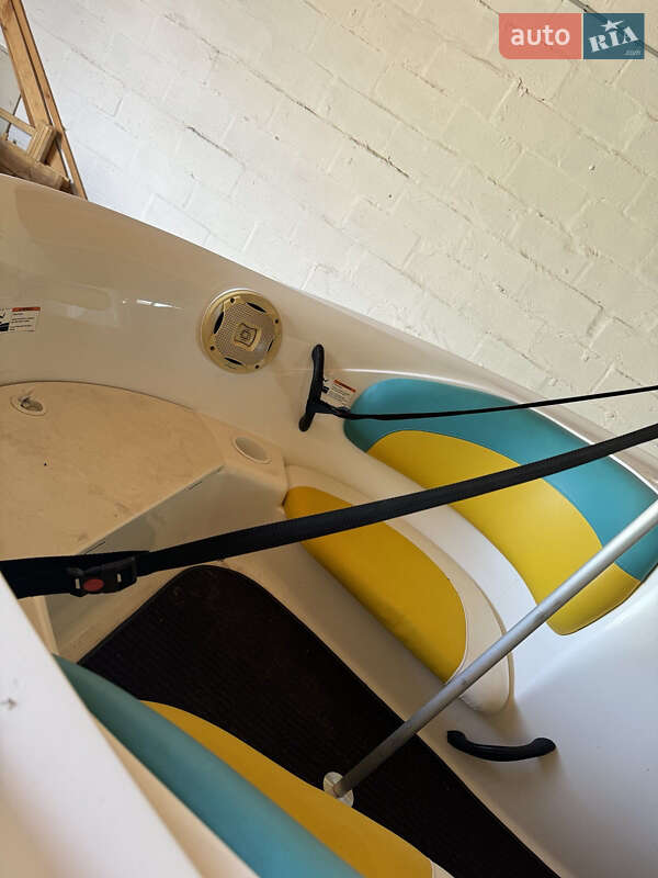 Катер Yamaha LS 2001 в Ізюмі