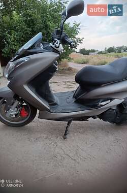 Максі-скутер Yamaha Majesty 155S SG28J 2016 в 
