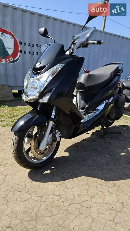 Макси-скутер Yamaha Majesty 155S SG28J 2013 в 