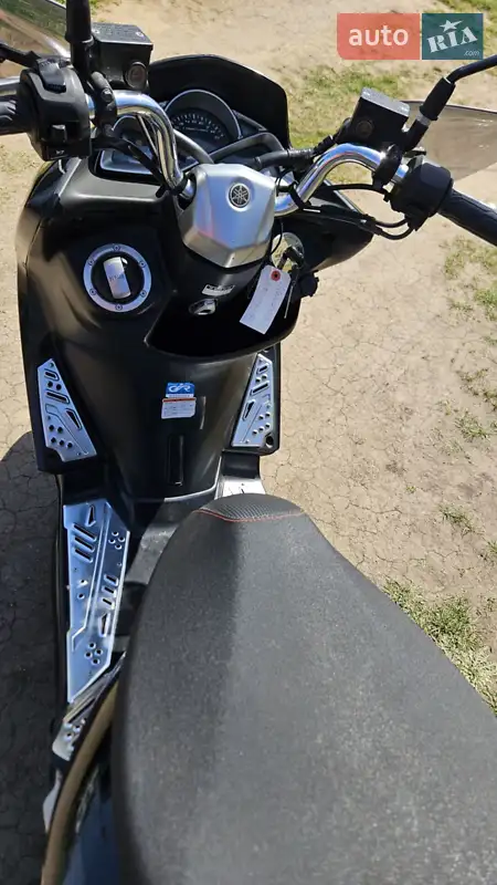 Макси-скутер Yamaha Majesty 155S SG28J 2013 в 