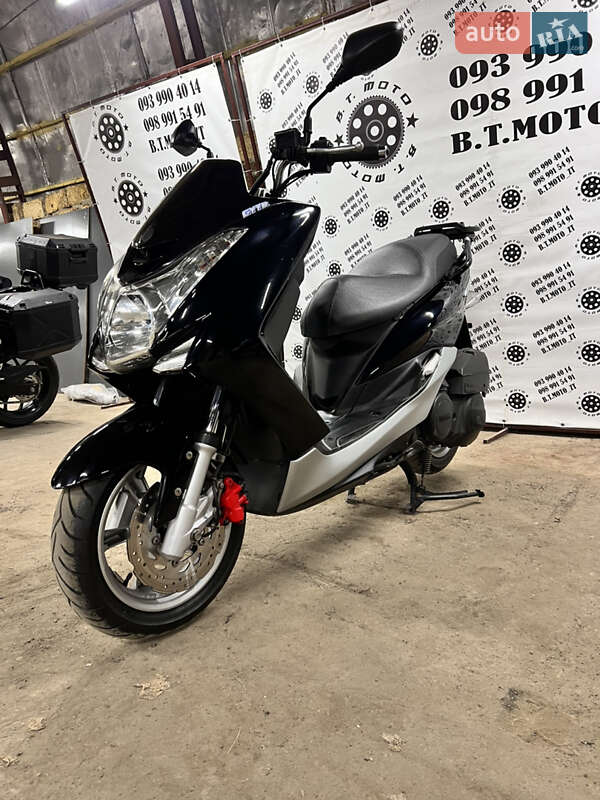 Макси-скутер Yamaha Majesty 155S SG28J 2016 в 