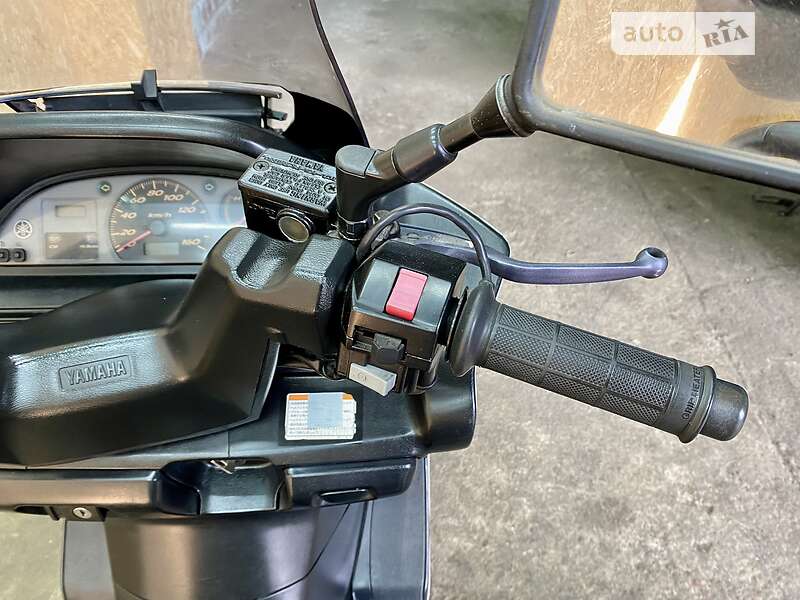 Максі-скутер Yamaha Majesty 250 2001 в Гнівані