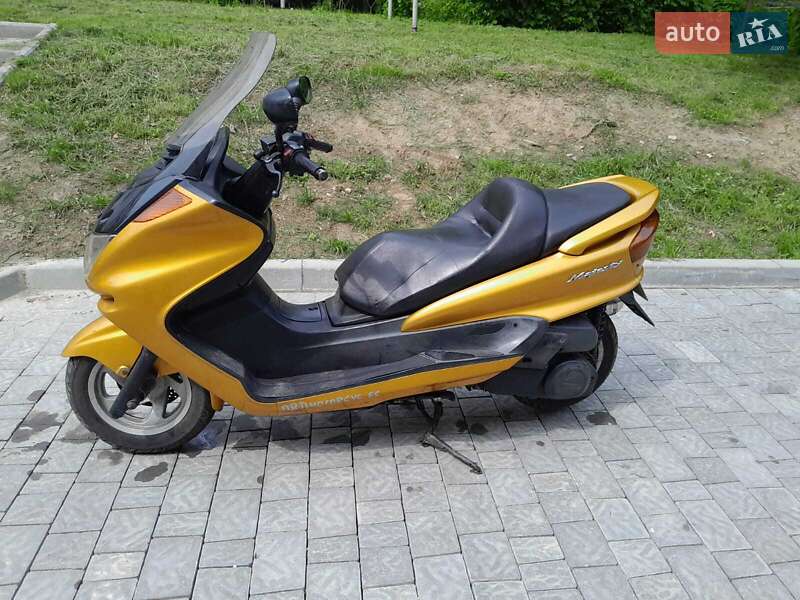 Yamaha Majesty 250 2000