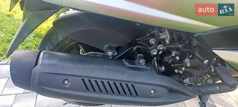 Максі-скутер Yamaha Majesty 250 2008 в Славуті