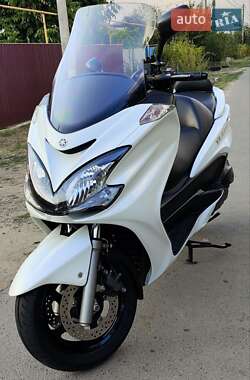 Макси-скутер Yamaha Majesty 400 2012 в 