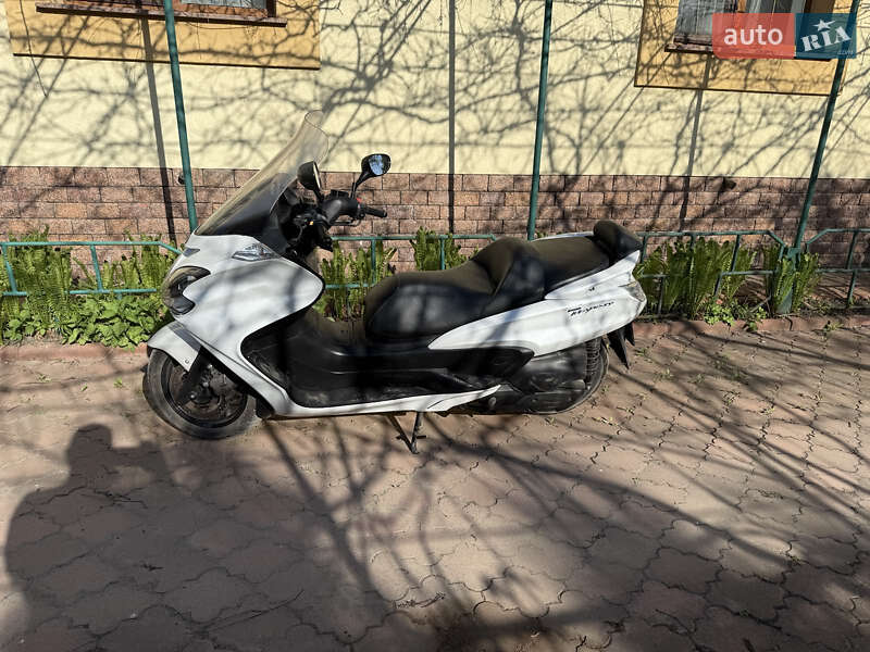 Максі-скутер Yamaha Majesty 400 2009 в Рокитному