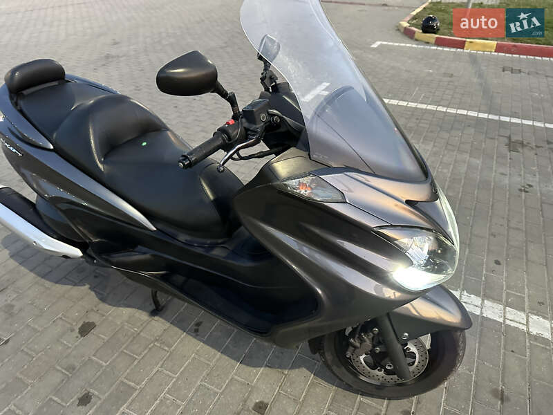 Макси-скутер Yamaha Majesty 400 2010 в Ивано-Франковске фото 21 Макси-скутер Yamaha Majesty 400 2010 в Ивано-Франковске