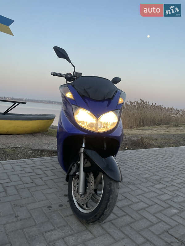 Yamaha Majesty 400 2005