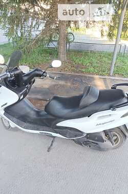 Скутер Yamaha Majesty 2004 в Ахтырке