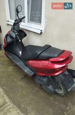 Мопеды Yamaha Majesty 2006 в Черновцах