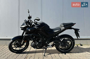 Мотоцикл Без обтекателей (Naked bike) Yamaha MT-03 2020 в Киеве