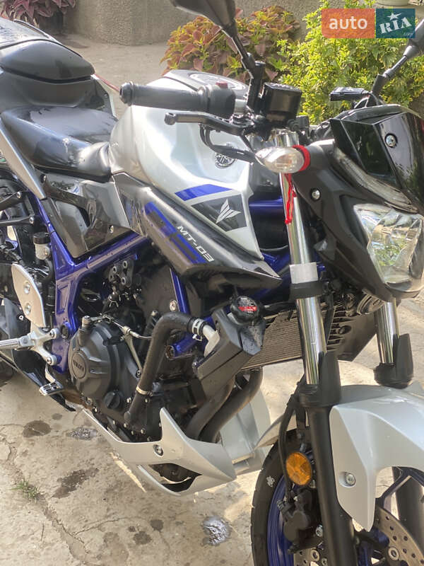 Спортбайк Yamaha MT-03 2016 в Татарбунарах