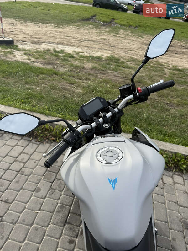 Мотоцикл Без обтікачів (Naked bike) Yamaha MT-03 2025 в Львові фото 4 Мотоцикл Без обтікачів (Naked bike) Yamaha MT-03 2025 в Львові