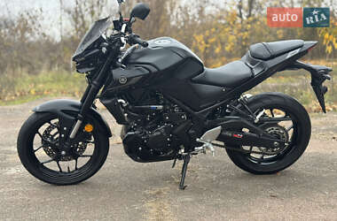 Мотоцикл Без обтікачів (Naked bike) Yamaha MT-03 2023 в  фото 7 Мотоцикл Без обтікачів (Naked bike) Yamaha MT-03 2023 в