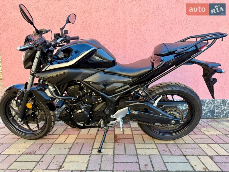 Мотоцикл Без обтекателей (Naked bike) Yamaha MT-03 2018 в Киеве