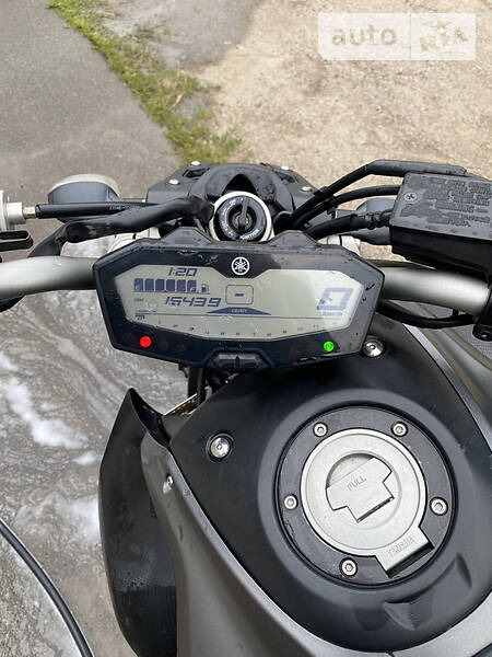Yamaha MT-07