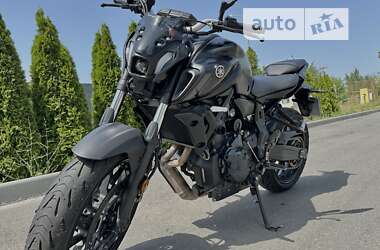 Мотоцикл Без обтекателей (Naked bike) Yamaha MT-07 2021 в Днепре