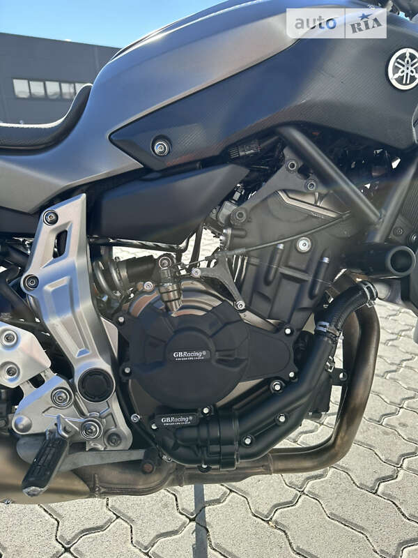 Мотоцикл Без обтікачів (Naked bike) Yamaha MT-07 2014 в Трускавці