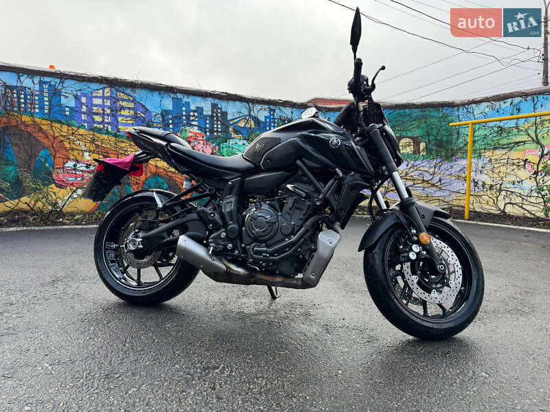 Мотоцикл Без обтекателей (Naked bike) Yamaha MT-07 2022 в Днепре