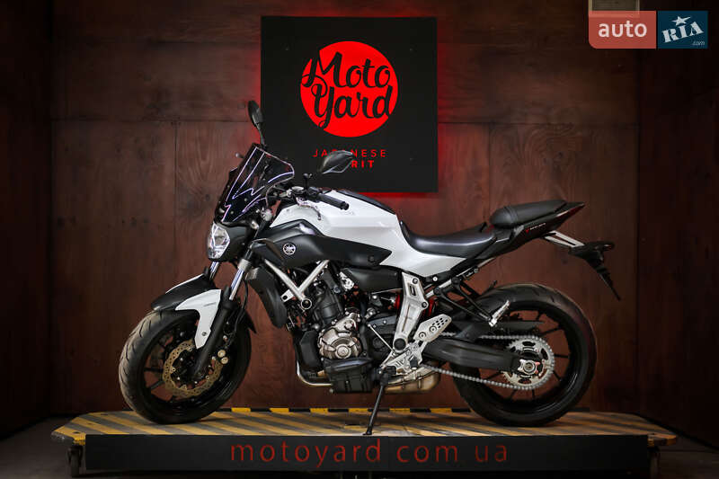 Мотоцикл Без обтікачів (Naked bike) Yamaha MT-07 2016 в Дніпрі