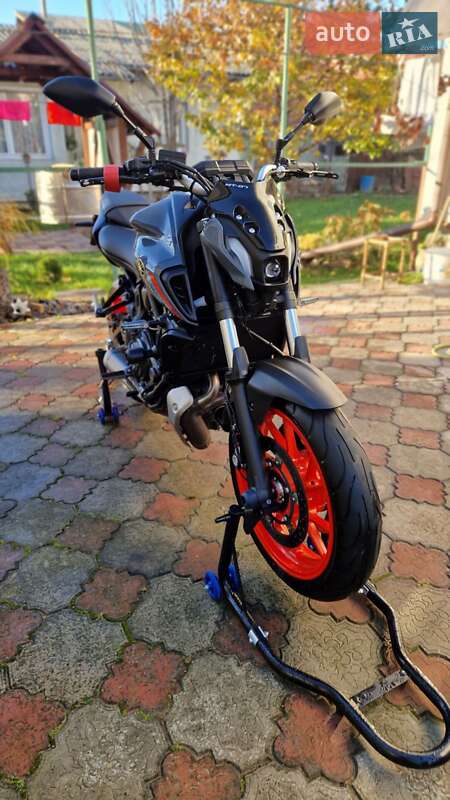 Мотоцикл Без обтекателей (Naked bike) Yamaha MT-07 2022 в Стрые фото 10 Мотоцикл Без обтекателей (Naked bike) Yamaha MT-07 2022 в Стрые