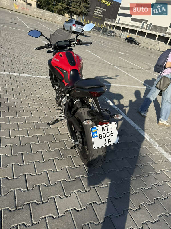 Мотоцикл Без обтекателей (Naked bike) Yamaha MT-07 2014 в Ивано-Франковске