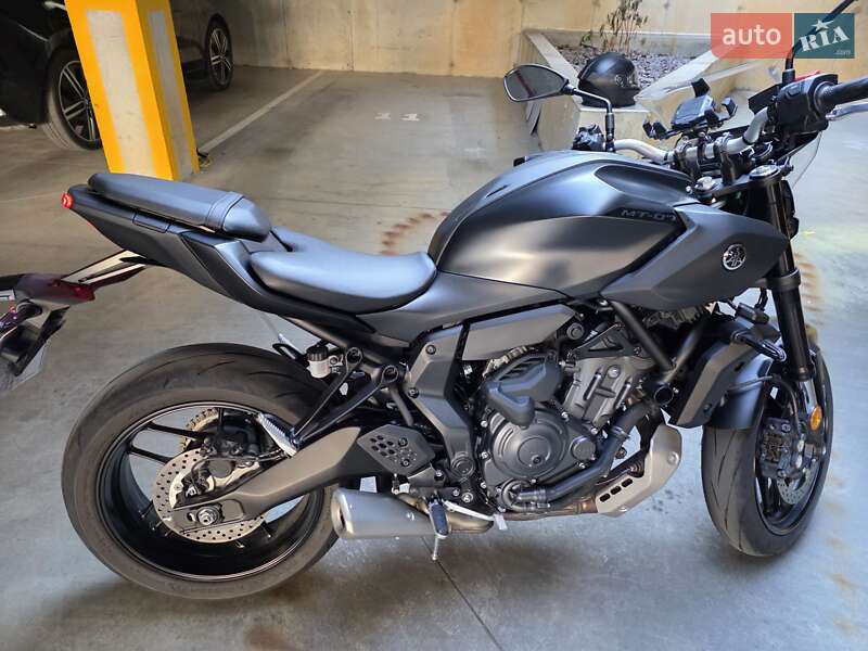 Мотоцикл Без обтекателей (Naked bike) Yamaha MT-07 2025 в Львове фото 4 Мотоцикл Без обтекателей (Naked bike) Yamaha MT-07 2025 в Львове