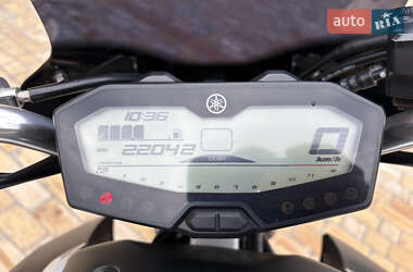 Мотоцикл Без обтекателей (Naked bike) Yamaha MT-07 2016 в 