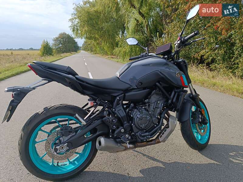 Мотоцикл Без обтекателей (Naked bike) Yamaha MT-07 2023 в Барышевке