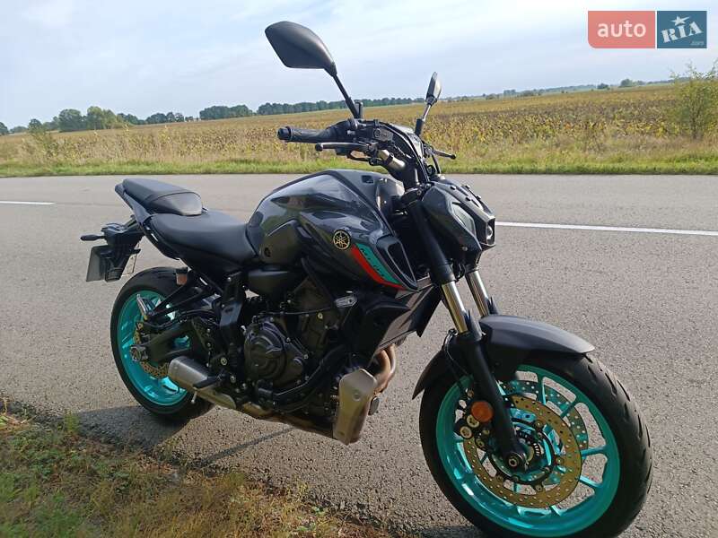 Мотоцикл Без обтекателей (Naked bike) Yamaha MT-07 2023 в Барышевке