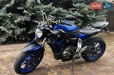 Мотоцикл Без обтекателей (Naked bike) Yamaha MT-07 2015 в Киеве