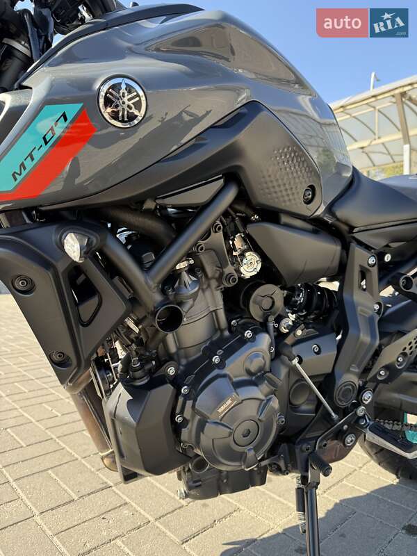 Мотоцикл Без обтекателей (Naked bike) Yamaha MT-07 2022 в Запорожье